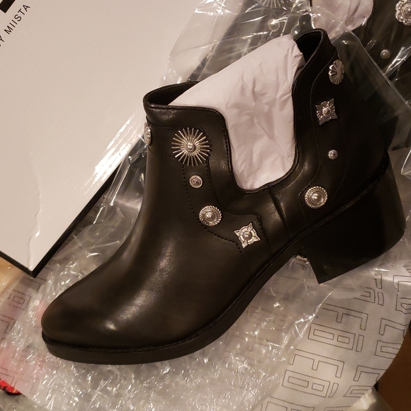 E8 by Miista New Womens Boots Stud Embellished Booties Leather BLACK NIB OCTAVIA - Picture 13 of 17